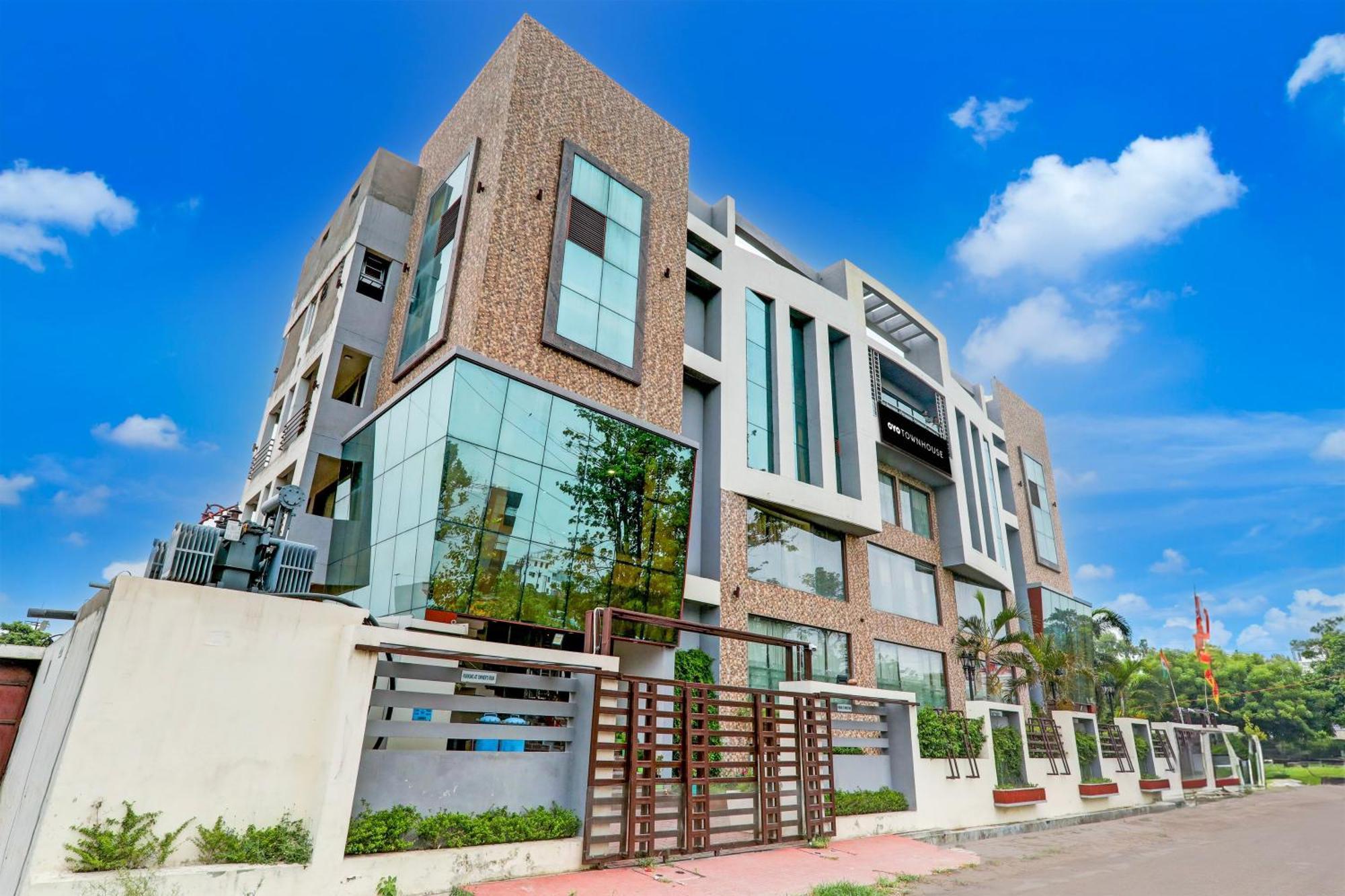 Hotel Townhouse Sakura Lucknow Zewnętrze zdjęcie